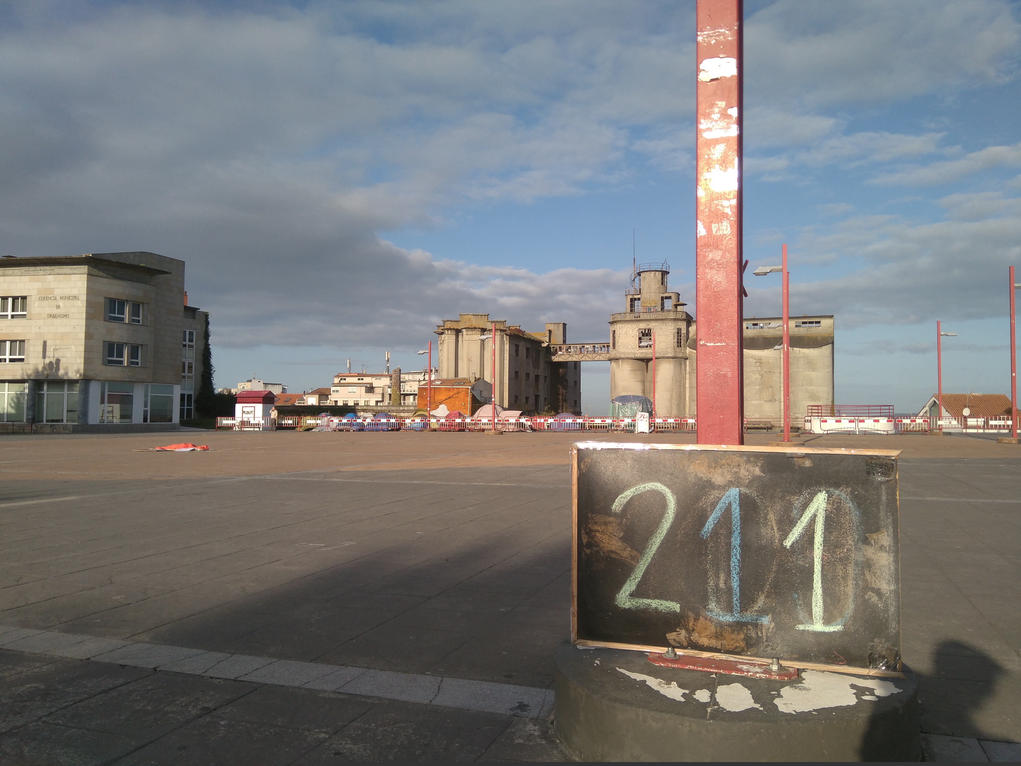 Acampada contra a pobreza na Praza do Rei, Vigo